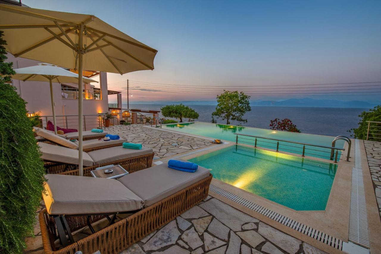 Villa Terra Del Nonno With Sea Views & Pool Gaios Bagian luar foto