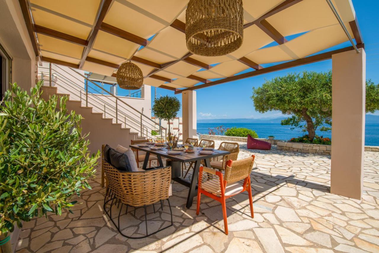 Villa Terra Del Nonno With Sea Views & Pool Gaios Bagian luar foto