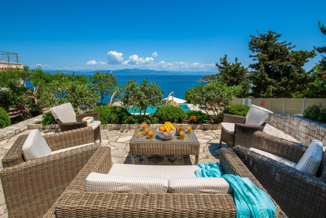 Villa Terra Del Nonno With Sea Views & Pool Gaios Bagian luar foto