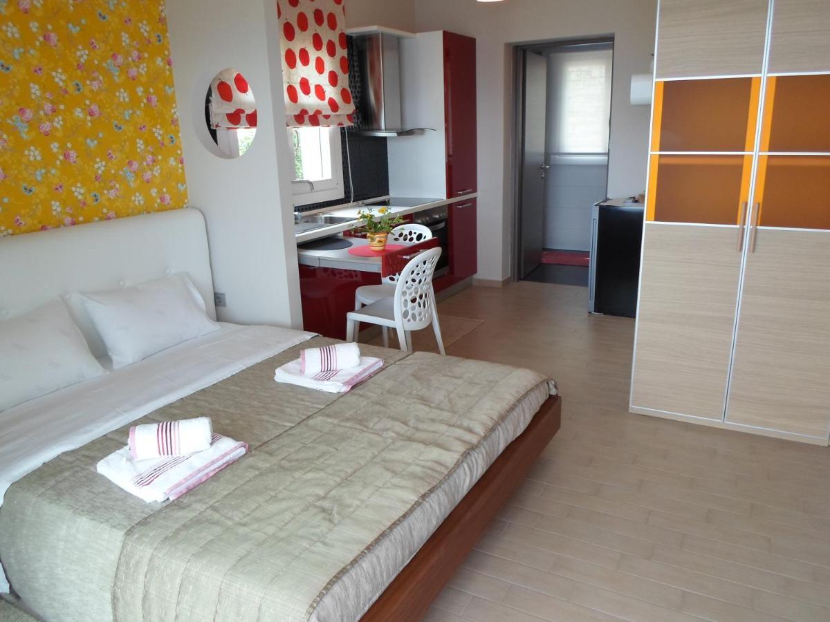 Villa Terra Del Nonno With Sea Views & Pool Gaios Ruang foto